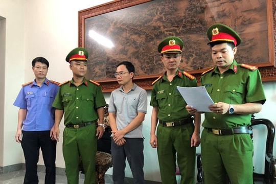 Tạm giam nguyên Giám đốc Trung tâm đăng kiểm xe cơ giới 90.02D