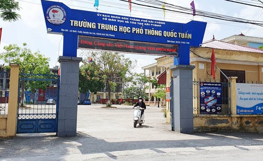 Phụ huynh bức xúc vì phải cam kết không để học sinh làm thêm trong hè