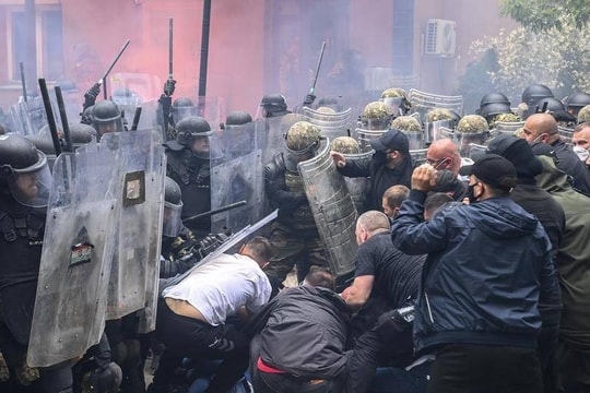 NATO triển khai thêm quân tới Kosovo giữa bạo lực