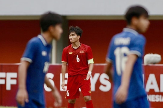 Tiền đạo người Hải Dương Nguyễn Công Phương trận thứ hai ghi bàn giúp U17 Việt Nam hòa Tokaha