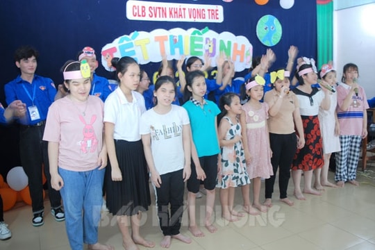 Hải Dương tổ chức Tết Thiếu nhi cho trẻ em khiếm thị
