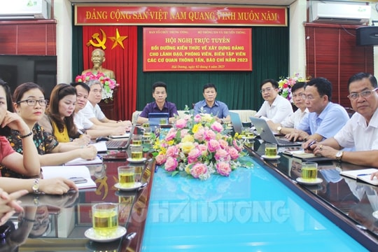 Bồi dưỡng kiến thức xây dựng Đảng cho lãnh đạo, phóng viên, biên tập viên các cơ quan báo chí