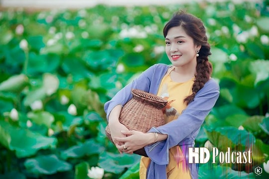 Chụp ảnh với sen