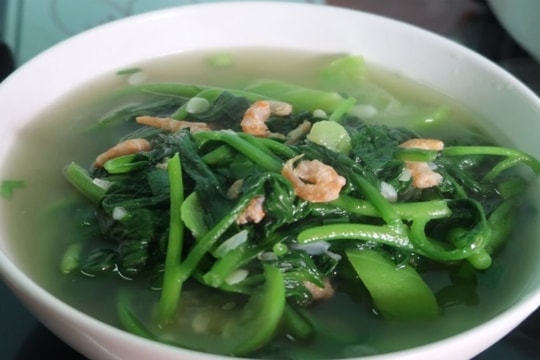 Những loại nước uống, món ăn giải nhiệt trong ngày nắng nóng