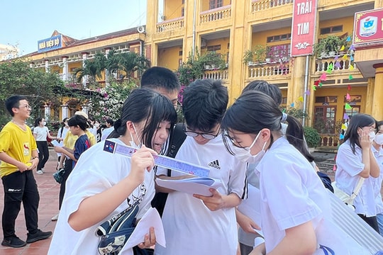 11 học sinh có điểm thi học sinh giỏi lớp 9 cao nhất TP Hải Dương