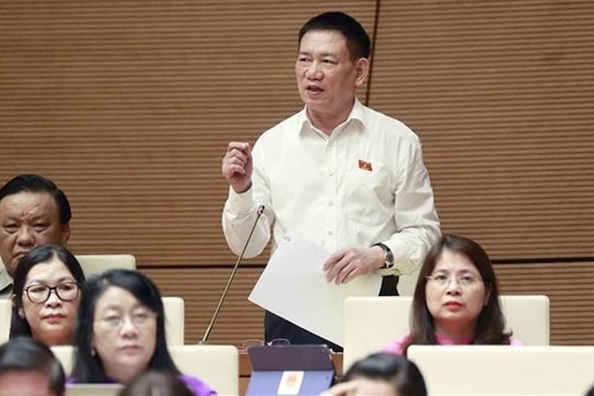 Government to consider 23 trillion VND support package for workers: Finance Minister