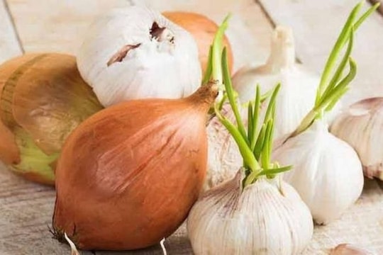 Hành, tỏi mọc mầm có ăn được không?