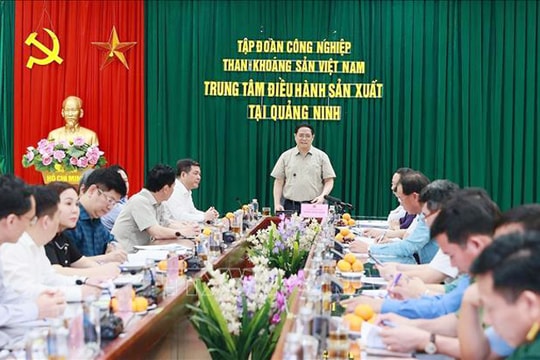Thủ tướng Phạm Minh Chính kiểm tra tình hình sản xuất, cung ứng điện và khai thác, cung cấp than cho sản xuất điện