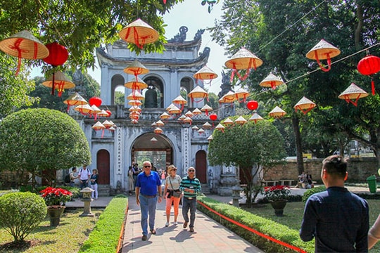Hà Nội trong top điểm đến được du khách tìm kiếm dịp hè 2023