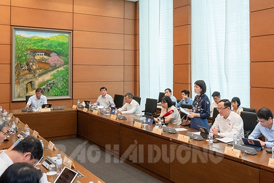 Đại biểu Quốc hội tỉnh Hải Dương góp ý vào 4 dự án luật