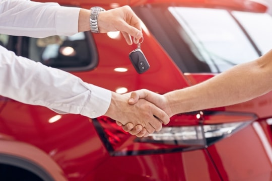 Mua ô tô mới, cần loại bỏ ngay những gì?