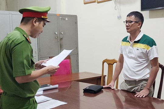 Bắt nghi phạm buôn lậu hàng trăm tấn thuốc bắc từ Trung Quốc về Việt Nam