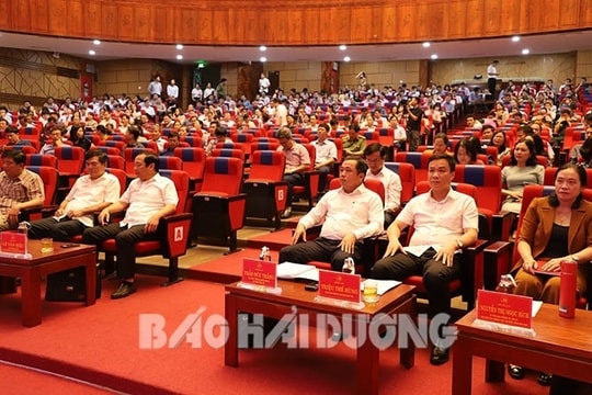 [Audio] Hải Dương thông báo nhanh kết quả Hội nghị Ban Chấp hành Trung ương Đảng giữa nhiệm kỳ khóa XIII