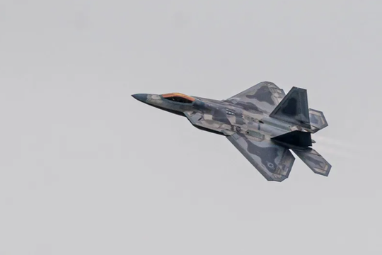 Lý do Mỹ bất ngờ điều loạt chiến đấu cơ F-22 tới Trung Đông