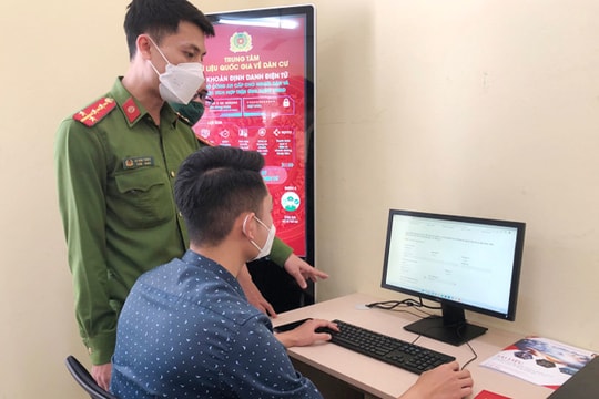 Đăng ký khai sinh, cấp thẻ bảo hiểm y tế qua cổng dịch vụ công từ 1.7