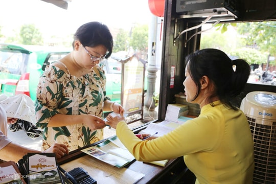 Khách trong nước mua vé vào phố cổ Hội An tăng