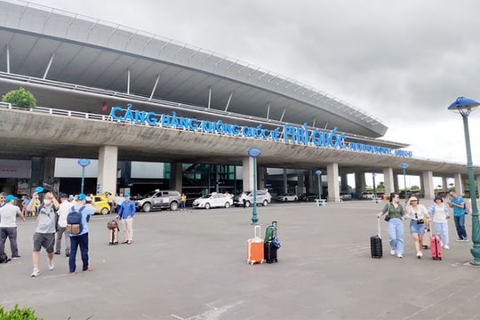 Đầu tư sân bay Phú Quốc để nâng công suất lên 10 triệu khách/năm