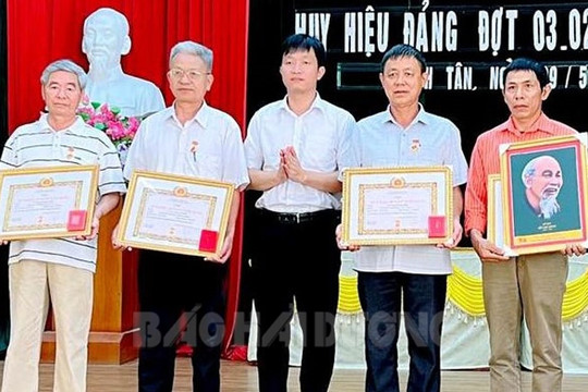 Chuyển biến tích cực khi lãnh đạo cấp xã không phải người địa phương