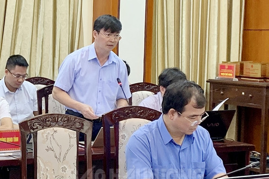 Khẩn trương di chuyển 80 hộ dân sống tại khu tập thể Bình Minh ra toà nhà Hudic