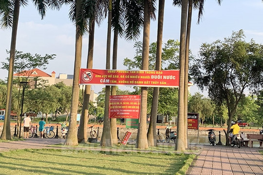 Bất chấp nhiều vụ đuối nước, học sinh vẫn xuống hồ Đỉnh Long tắm