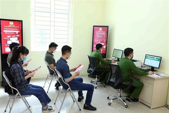 Thẩm quyền cấp tài khoản định danh điện tử