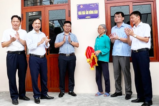 Trao nhà “mái ấm nông dân” cho hội viên nghèo ở Gia Lộc