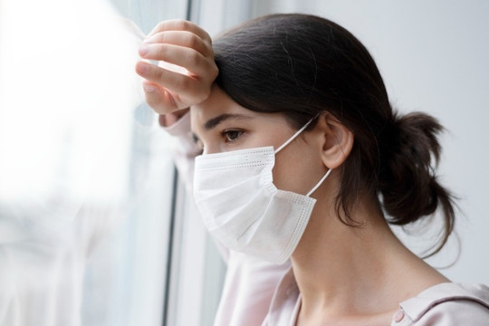 Vì sao không khí trong nhà khiến bạn dễ ốm?