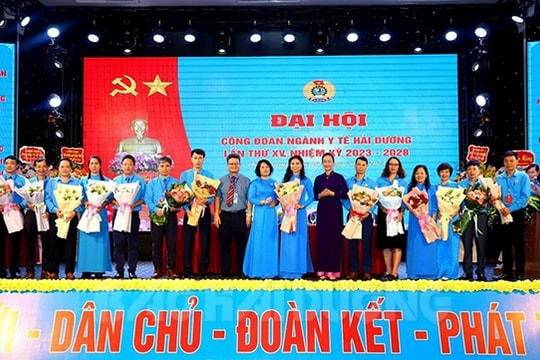 Công đoàn ngành y tế mỗi năm giới thiệu ít nhất 60 đoàn viên ưu tú cho Đảng xem xét, kết nạp 