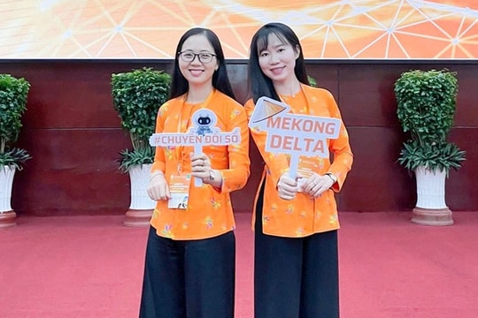 Tổ chức festival áo bà ba, vải được dệt bằng tơ khóm
