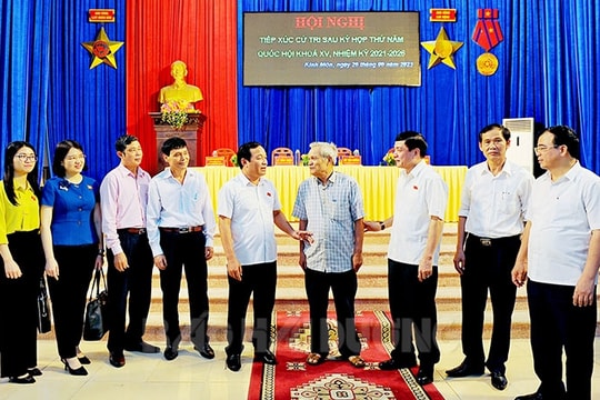 Đoàn Đại biểu Quốc hội tỉnh Hải Dương tiếp xúc cử tri tại 4 huyện, thị xã