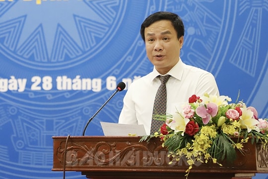 Công bố các quyết định về công tác cán bộ tại Trường Đại học Hải Dương