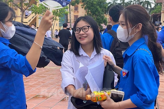 Đa số thí sinh phấn khởi với đề thi ngữ văn