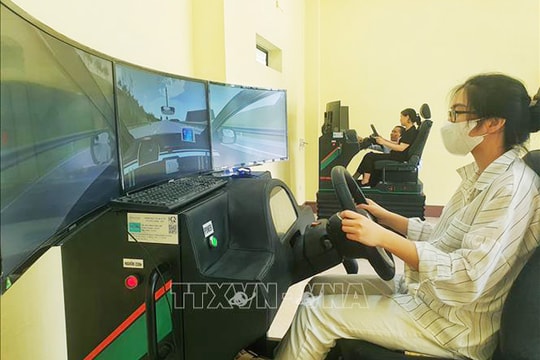 Cục Đường bộ yêu cầu cơ sở đào tạo tiếp nhận hồ sơ, tổ chức đào tạo lái xe theo đúng quy định
