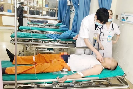 Ba người đàn ông khó thở chỉ sau 5 phút bị ong đốt