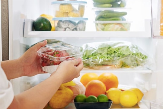 Thức ăn bảo quản trong tủ lạnh được bao lâu nếu mất điện?