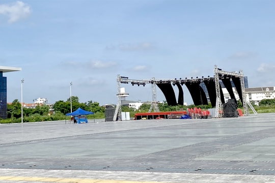 "Trống cơm" sẽ được Đoàn nghệ thuật Không quân Hoa Kỳ biểu diễn vào tối nay 2.7 tại Trung tâm Văn hoá xứ Đông