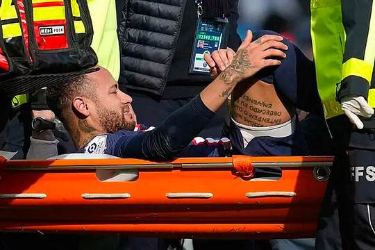 Fan viết di chúc để lại tài sản cho Neymar