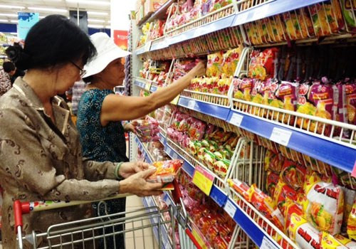 Người Việt giảm tiêu thụ mì ăn liền