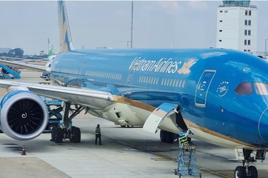 2,2 tỷ cổ phiếu Vietnam Airlines bị hạn chế giao dịch