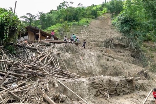 Sập nhà sau mưa lớn ở Hà Giang, 2 vợ chồng tử vong