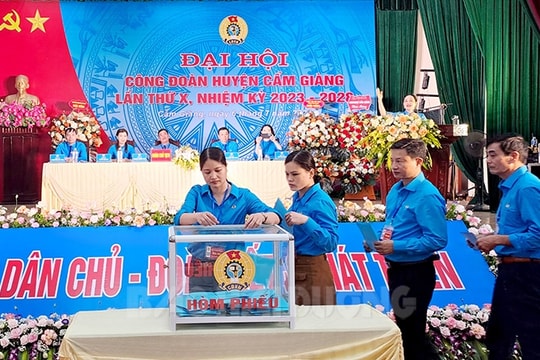Công đoàn huyện Cẩm Giàng quan tâm chăm lo lợi ích người lao động