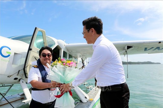 Chuyến bay thương mại đầu tiên bằng thủy phi cơ đến Cô Tô