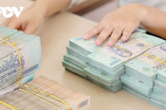 6 tháng đầu năm 2023, lãi suất giảm, tỷ giá ổn định, lạm phát hạ nhiệt