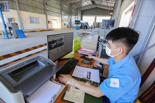 Gần 90% đơn vị đăng kiểm hoạt động trở lại, cơ bản giải quyết ùn tắc