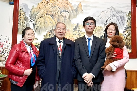 Ông Ngẫu làm khuyến học