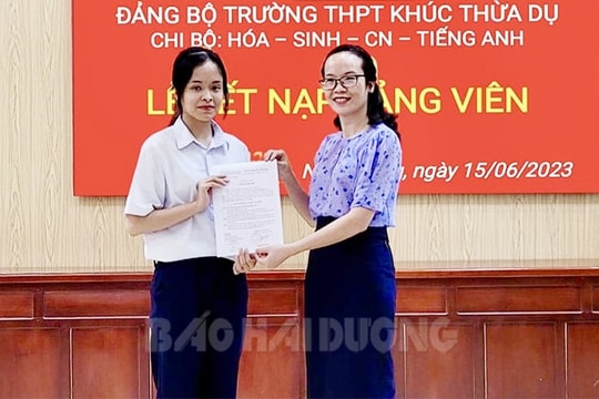 6 tháng đầu năm, Ninh Giang kết nạp đảng viên mới đạt 66,7% kế hoạch 