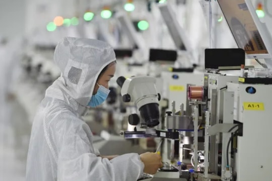 Tác động từ việc Trung Quốc hạn chế xuất khẩu đối với kim loại làm chip