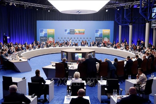 Bài toán khó của NATO