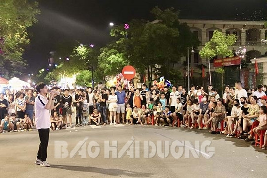 [Đồ họa] Cuối tuần này, phố đi bộ, chợ đêm Bạch Đằng có biểu diễn xiếc