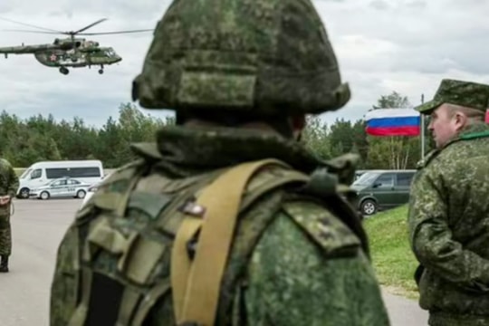 Ukraine: Nga rút gần như toàn bộ quân khỏi Belarus